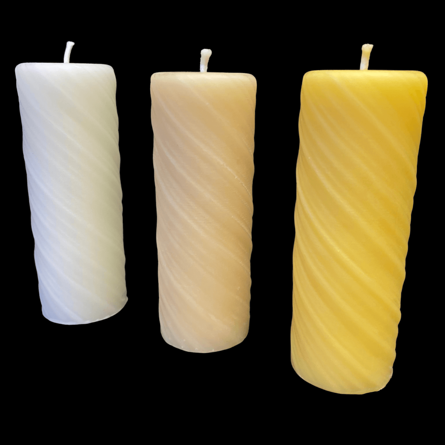 Cappings Beeswax Swirl Pillar Candle