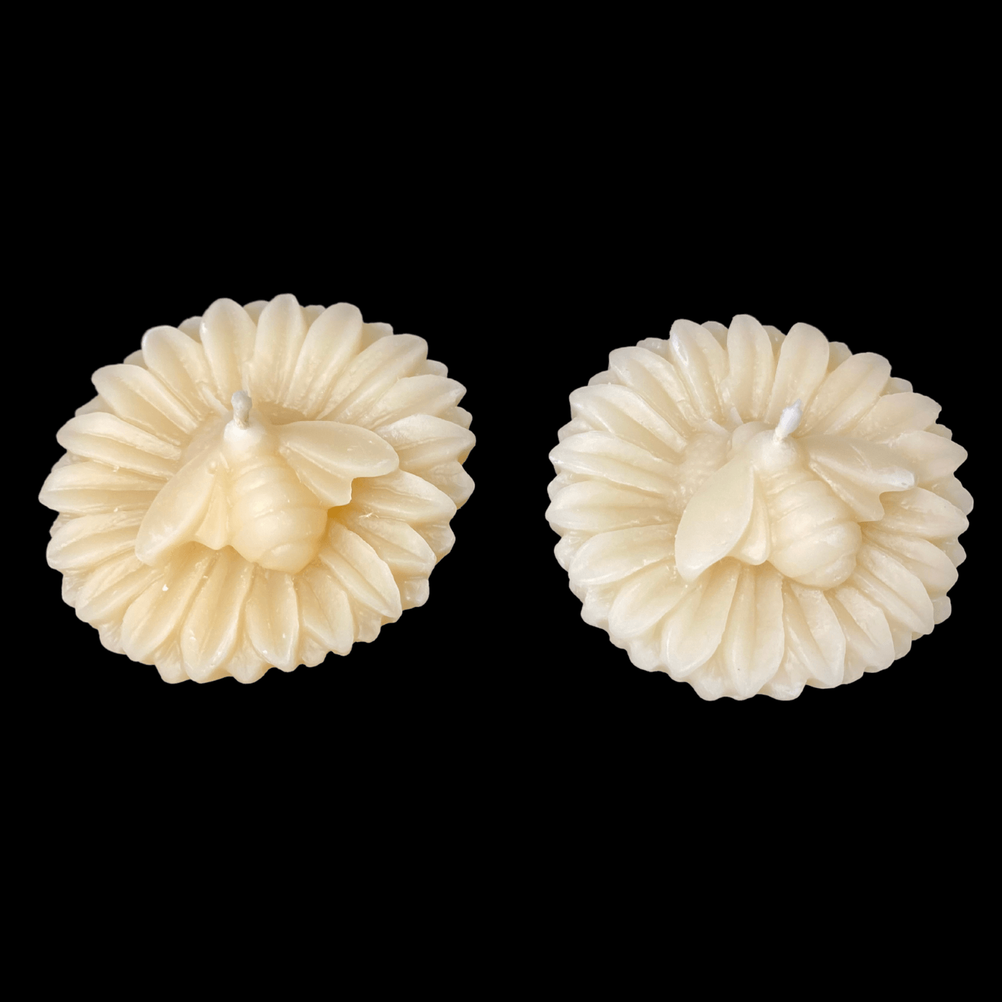 Bee on a Sunflower Candle - Cappings Beeswax