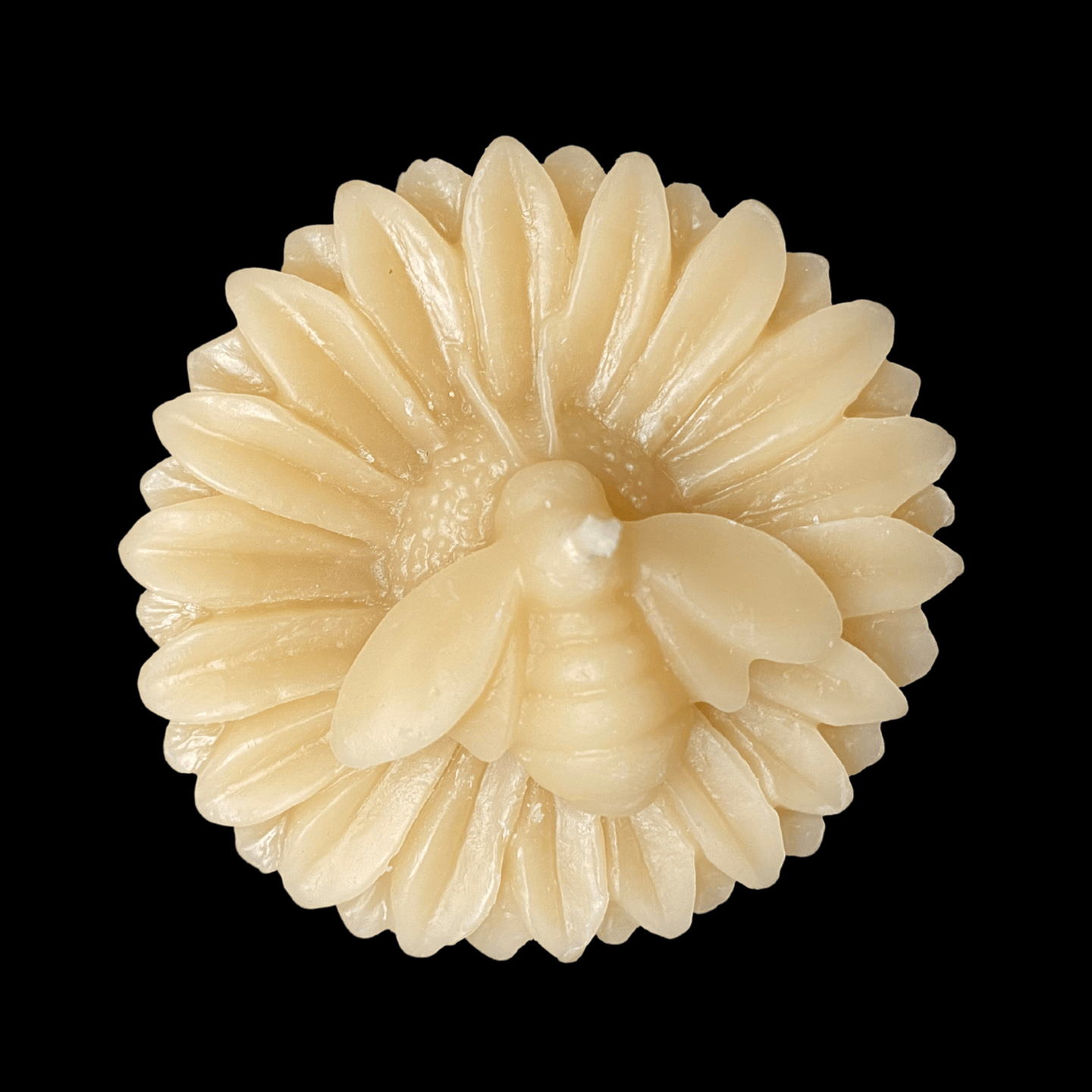 Bee on a Sunflower Candle - Cappings Beeswax