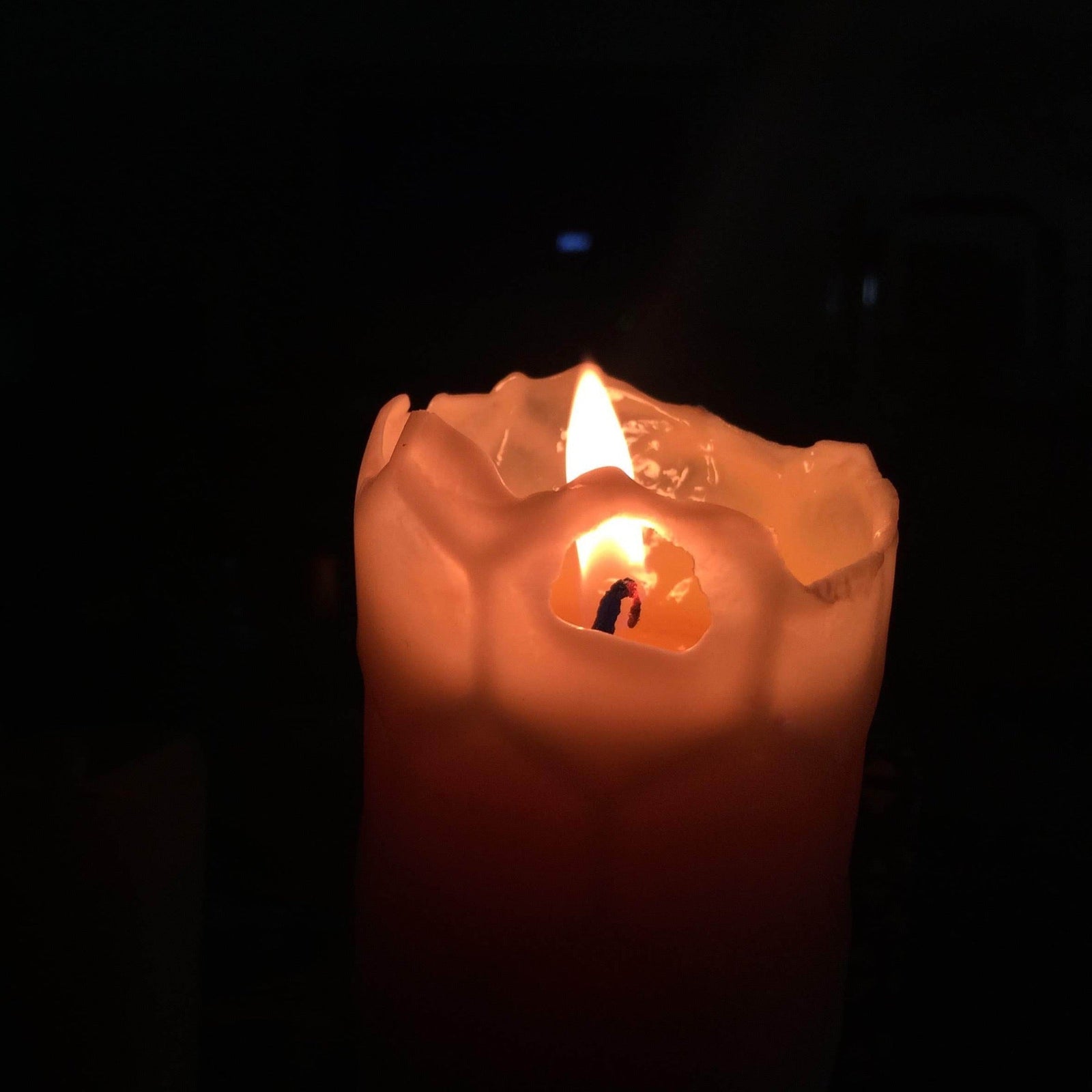 Yellow Beeswax Hexagon Pattern Pillar Candle
